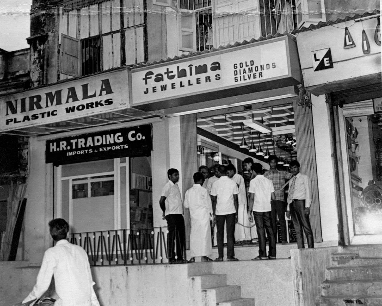 Walltax Road showroom
